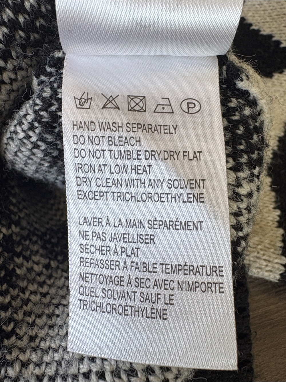 FARM Rio Deco Knit Sweater Black & White Size Medium - Picture 10 of 11